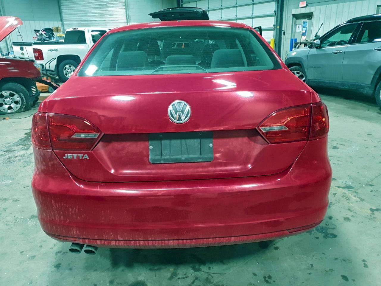 2013 VOLKSWAGEN JETTA