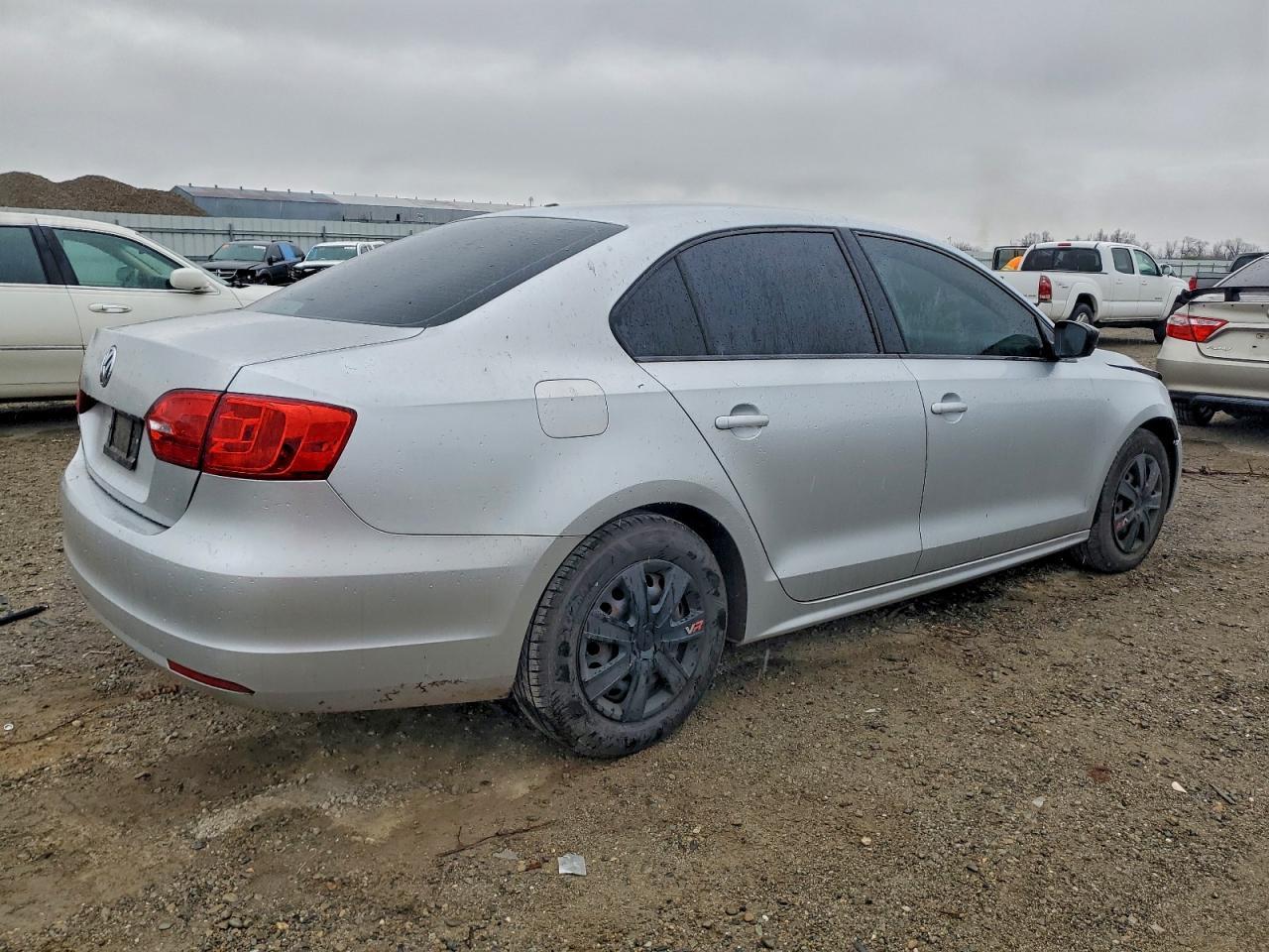 2013 VOLKSWAGEN JETTA