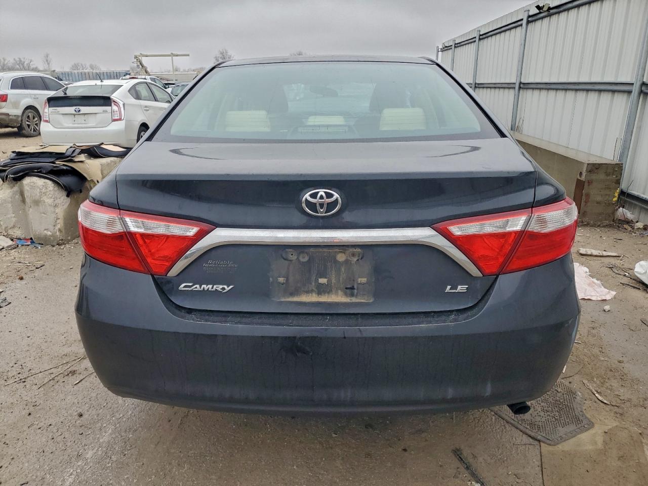 2015 TOYOTA CAMRY