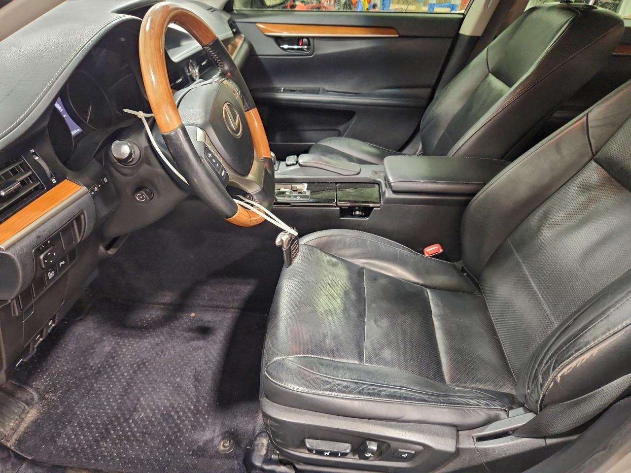 2015 LEXUS ES 300H