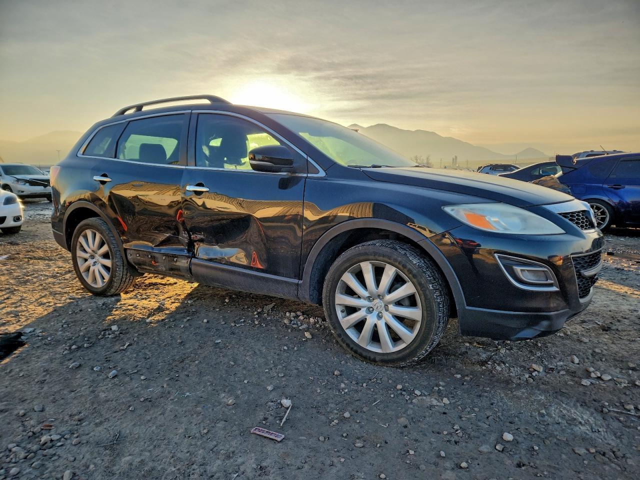 2010 MAZDA CX-9