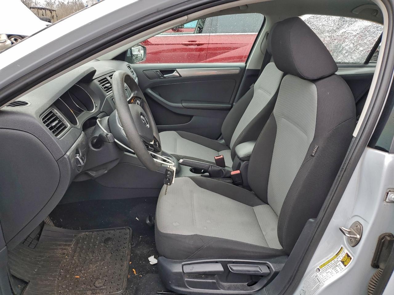 2017 VOLKSWAGEN JETTA