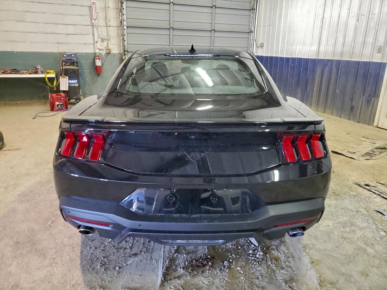 2026 FORD MUSTANG