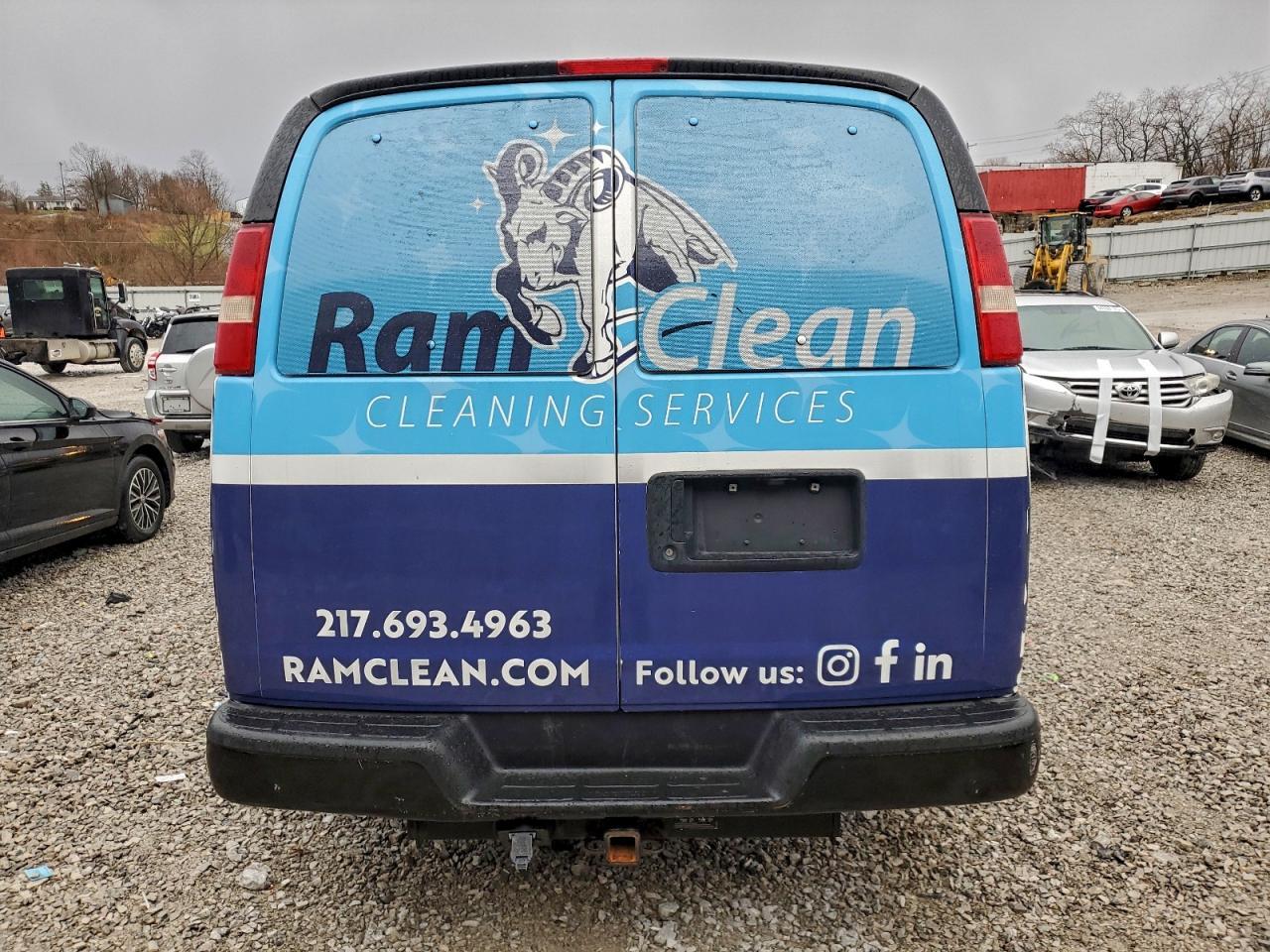 2014 CHEVROLET Express 3500