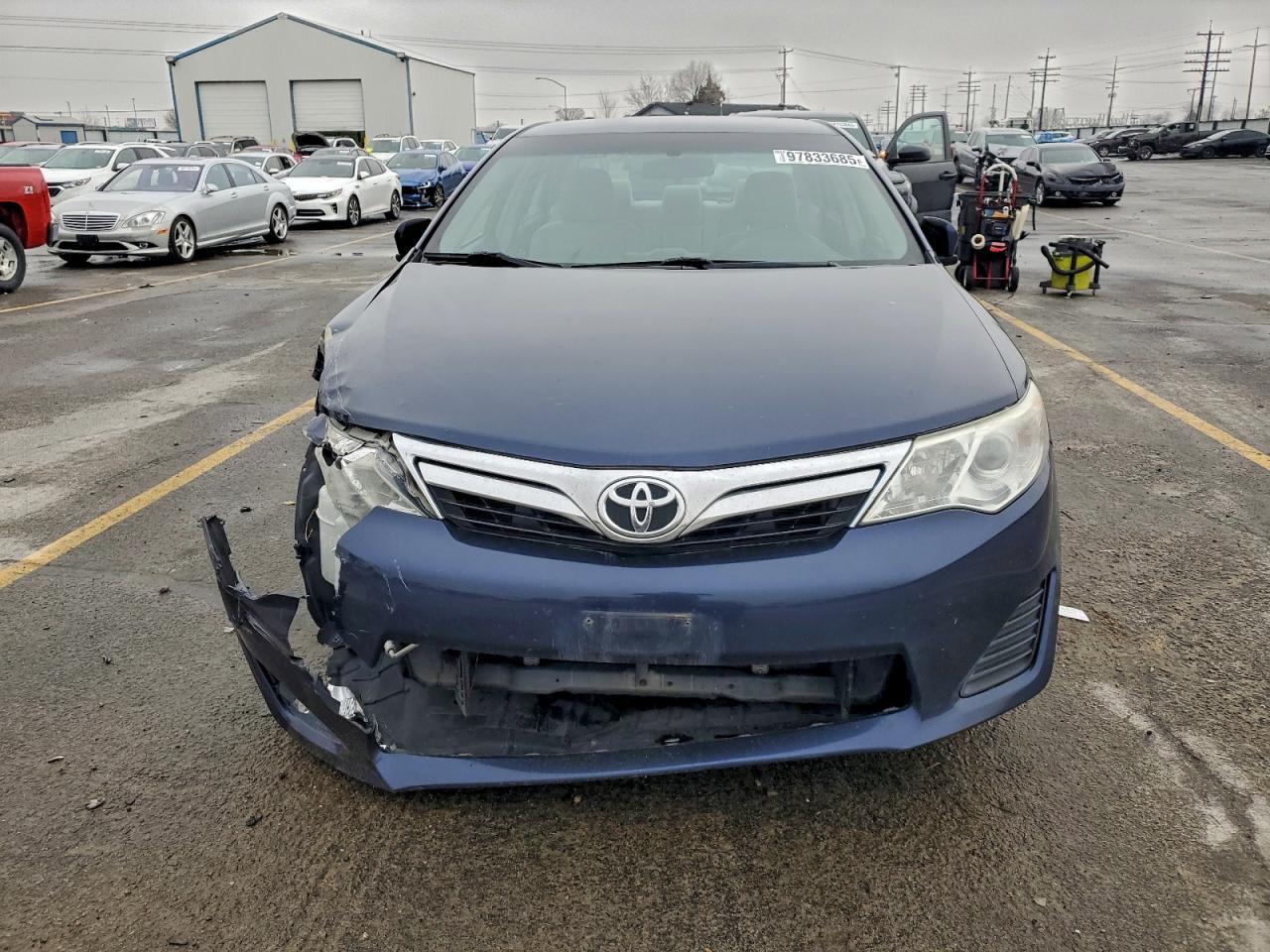 2014 TOYOTA CAMRY
