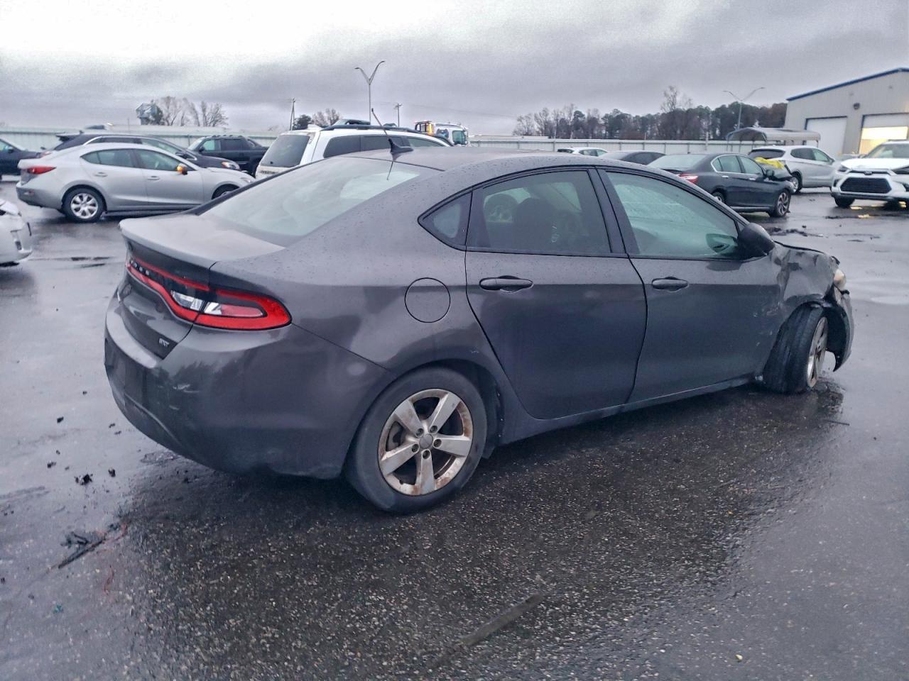 2016 DODGE Dart