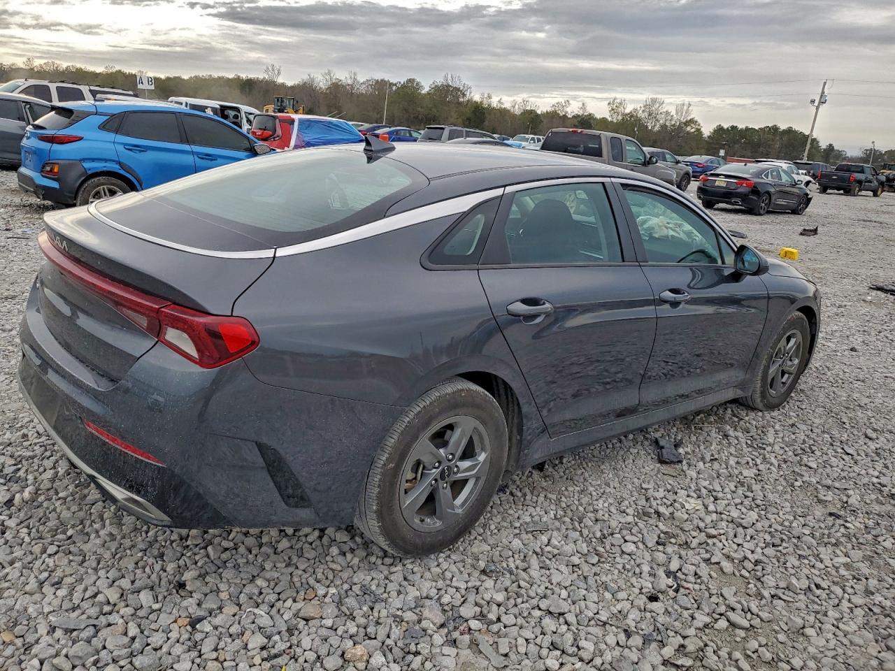 2022 KIA K5