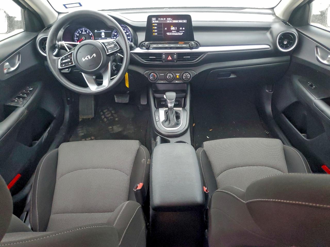 2023 KIA FORTE