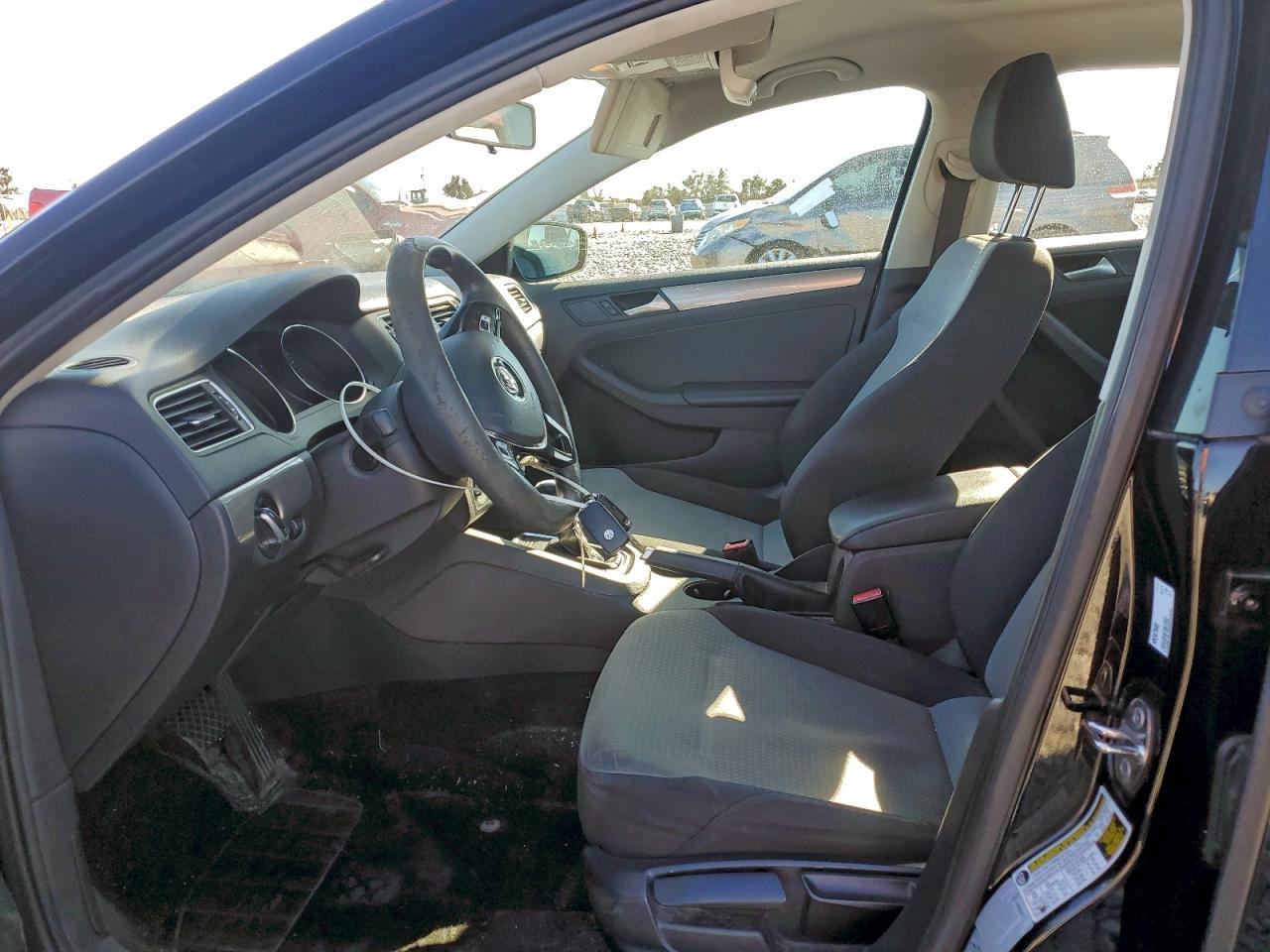 2017 VOLKSWAGEN JETTA