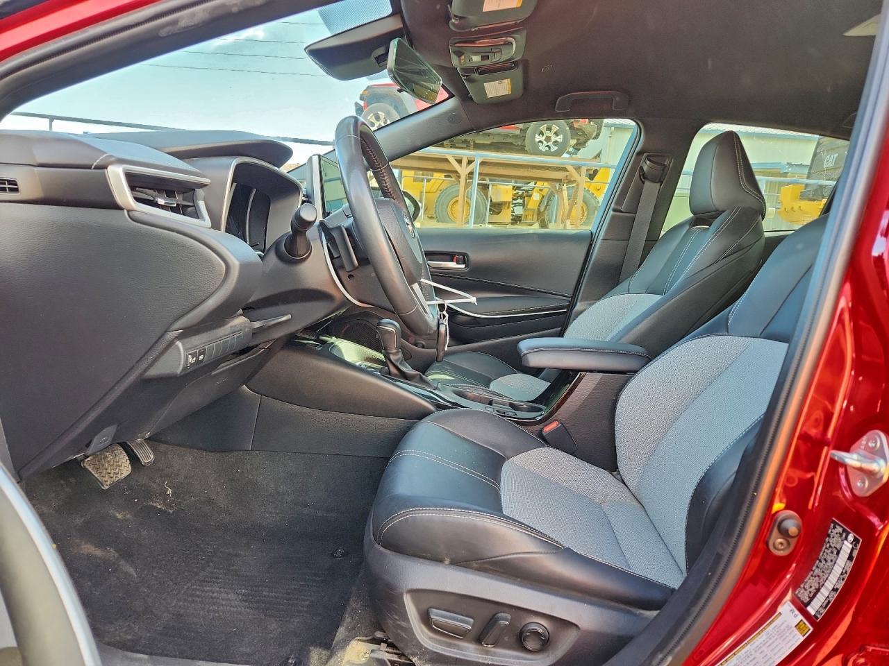 2025 TOYOTA COROLLA