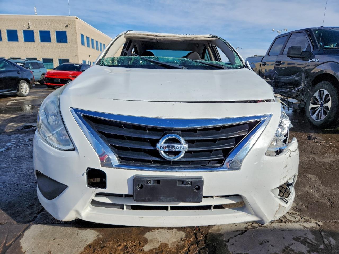 2016 NISSAN VERSA
