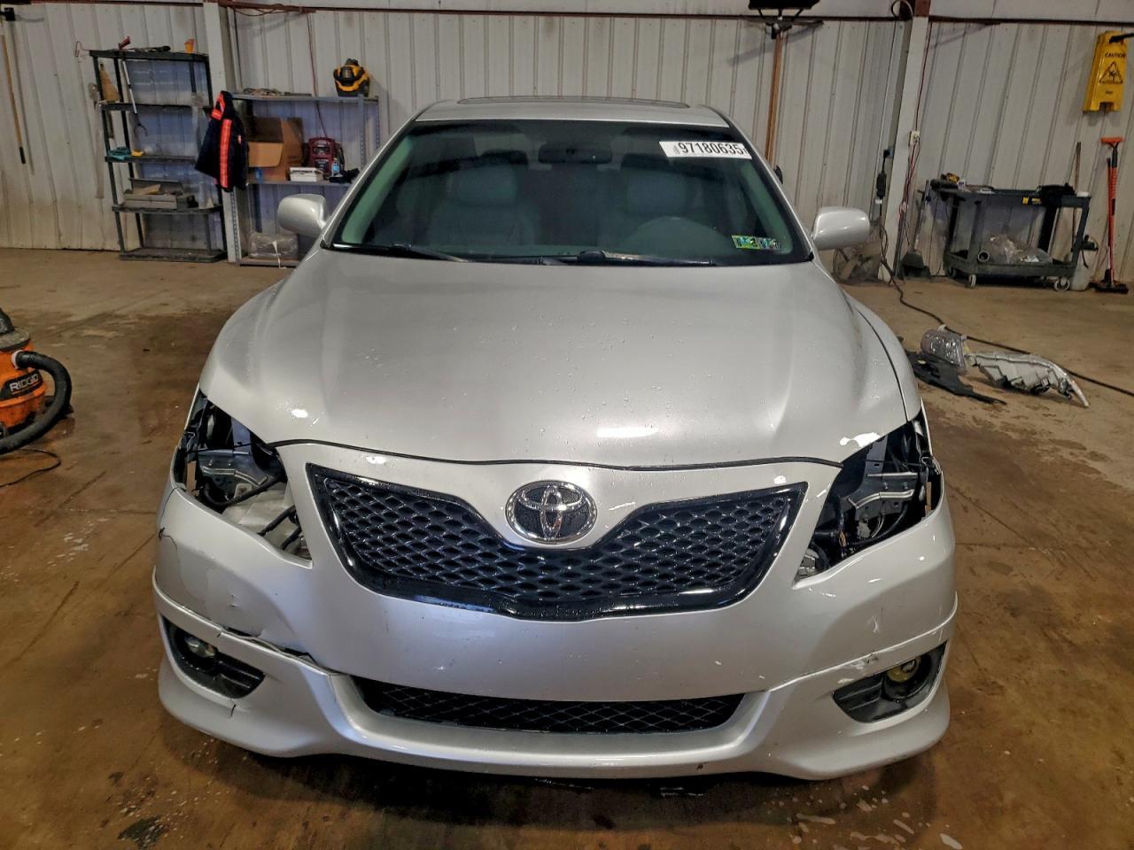 2010 TOYOTA CAMRY