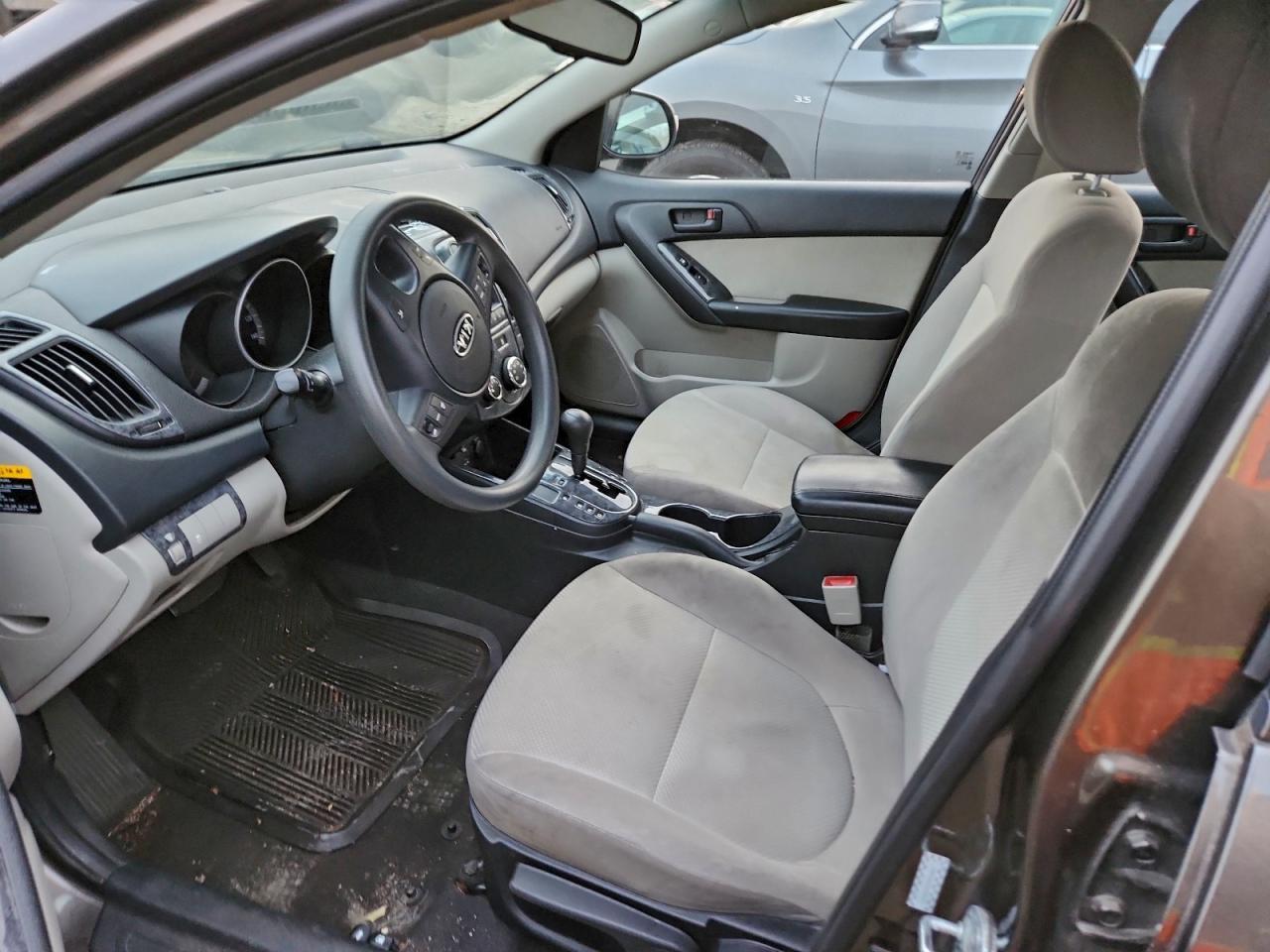 2010 KIA FORTE