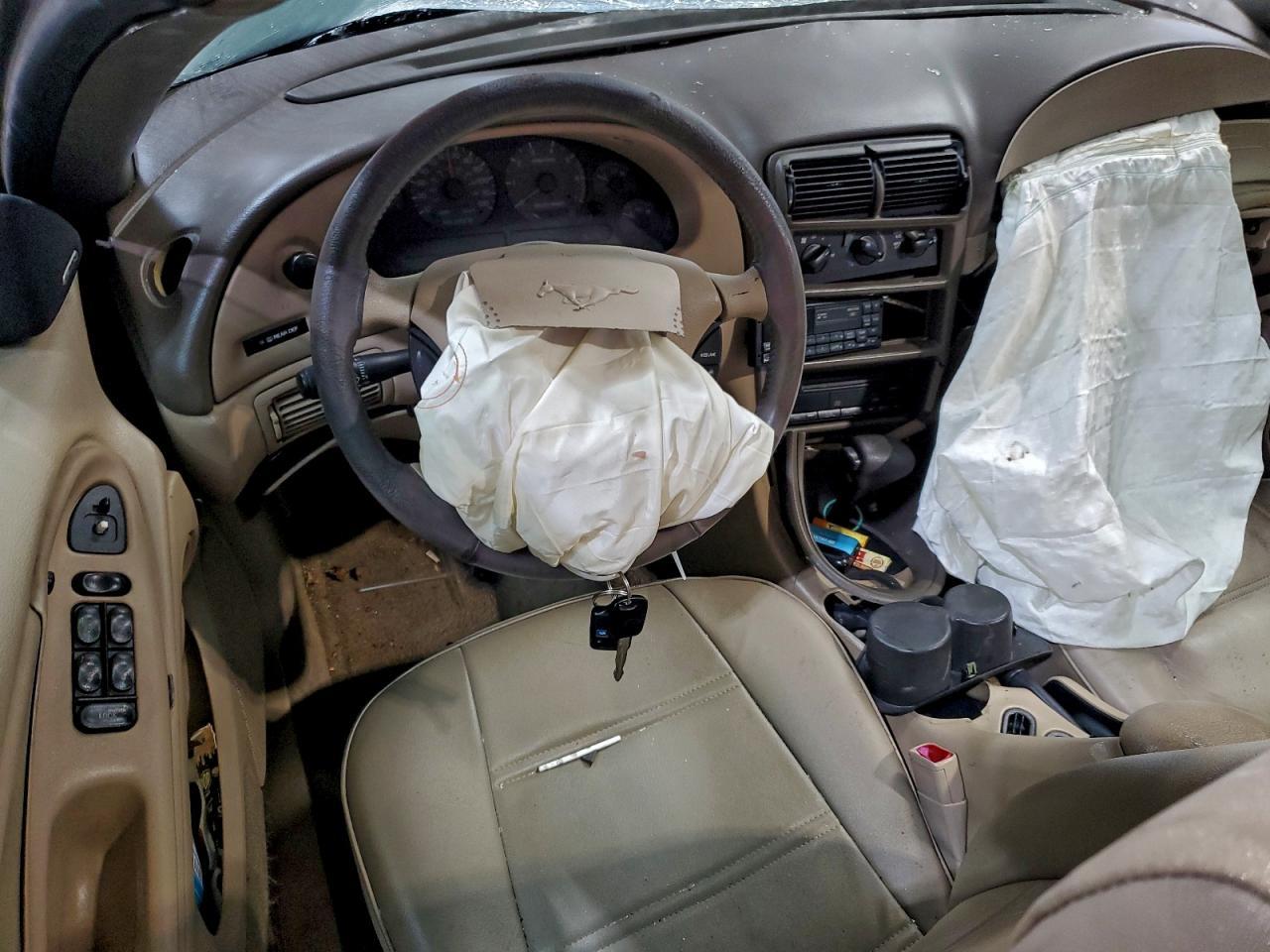 2000 FORD MUSTANG
