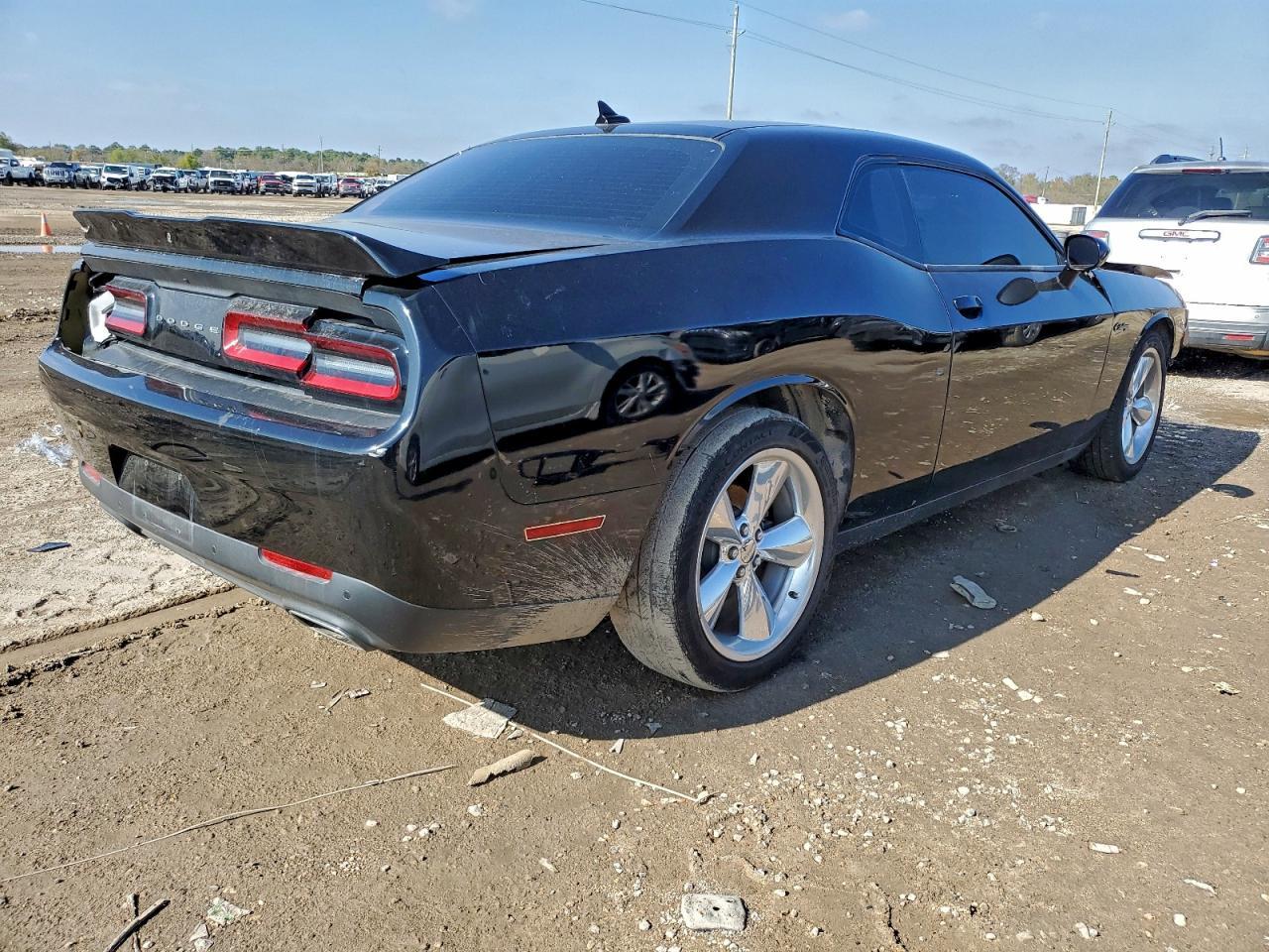 2016 DODGE Challenger