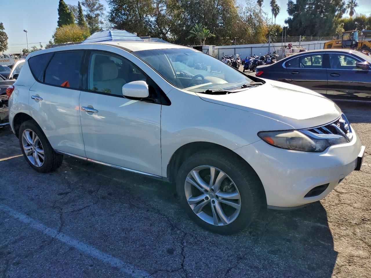 2011 NISSAN MURANO