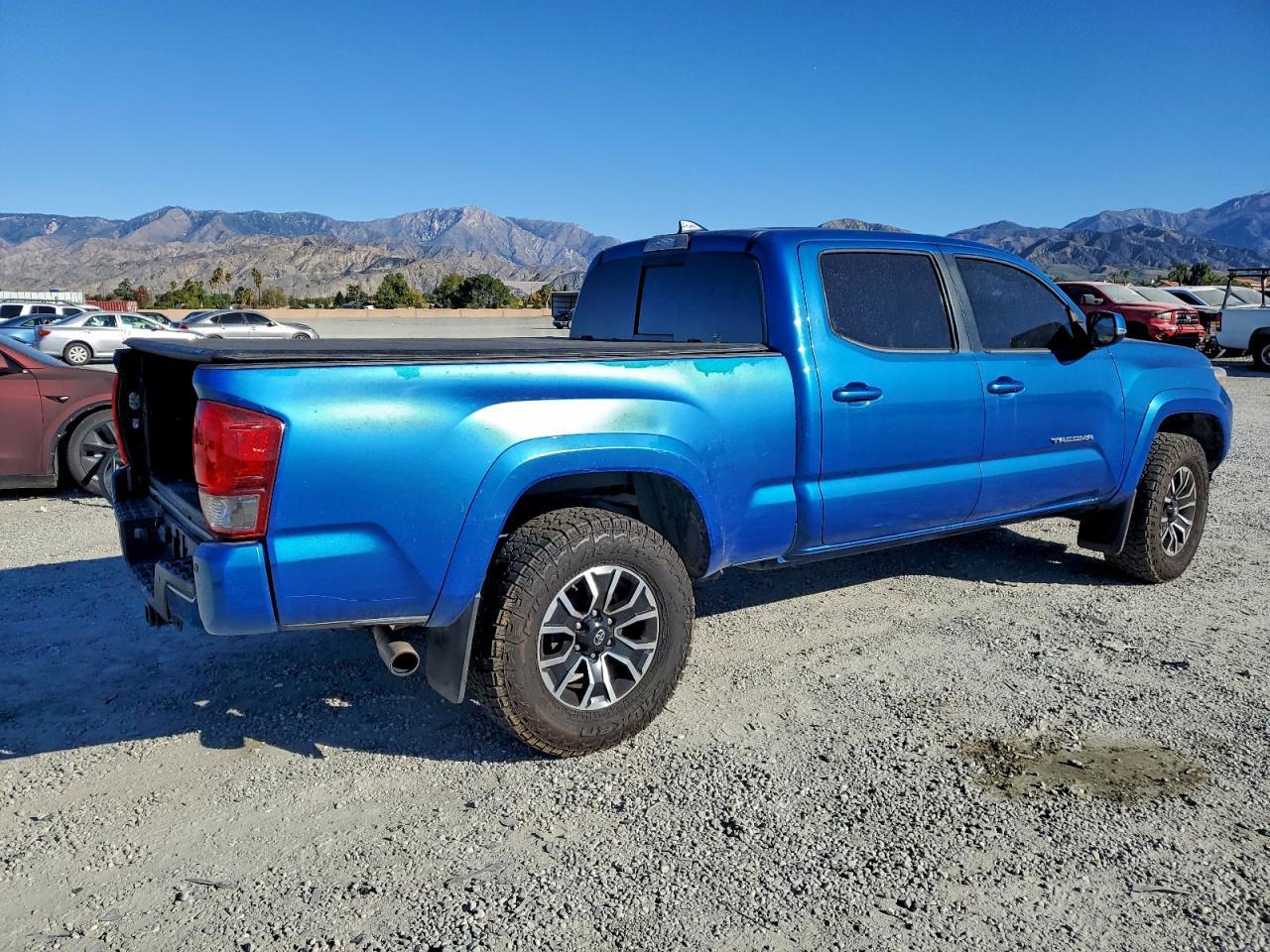 2017 TOYOTA TACOMA