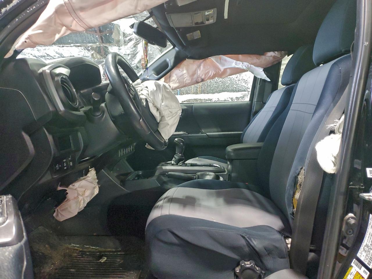2017 TOYOTA TACOMA