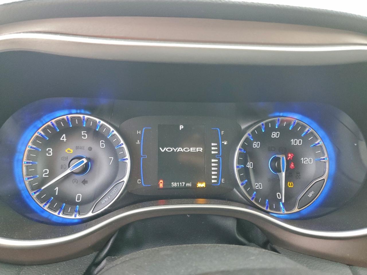 2023 CHRYSLER Voyager