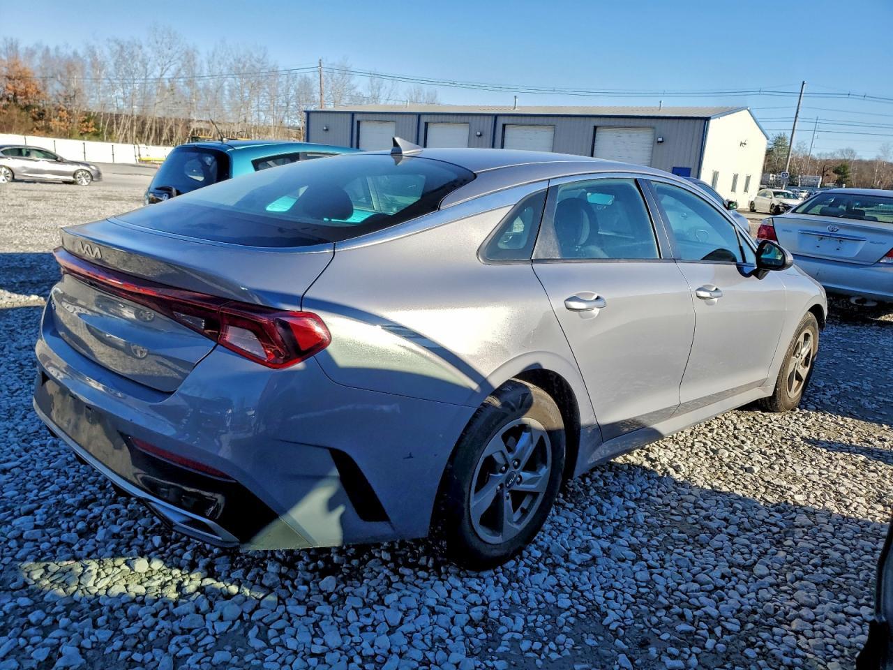 2022 KIA K5