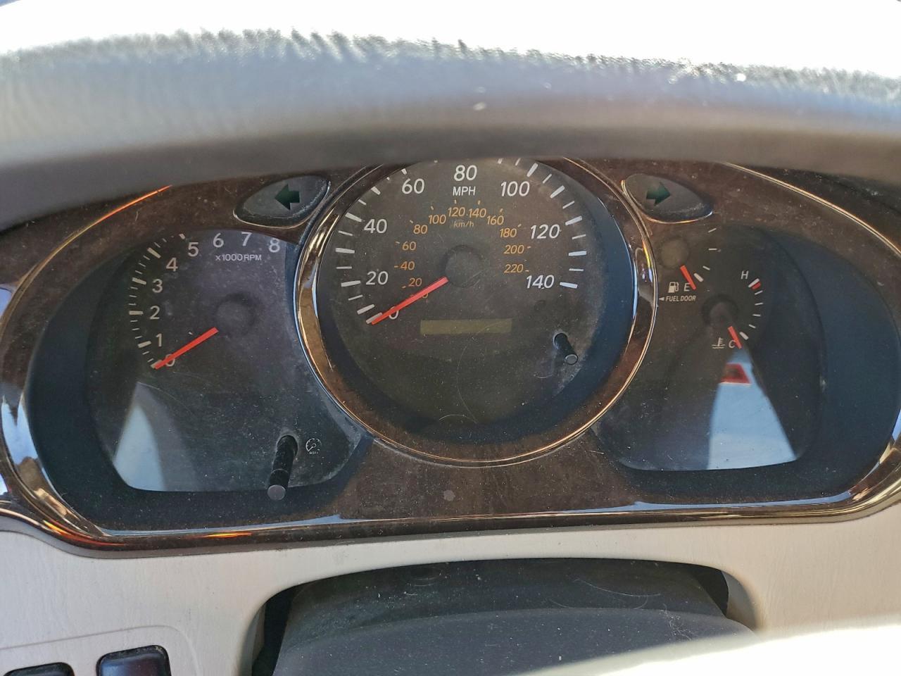 2002 TOYOTA HIGHLANDER