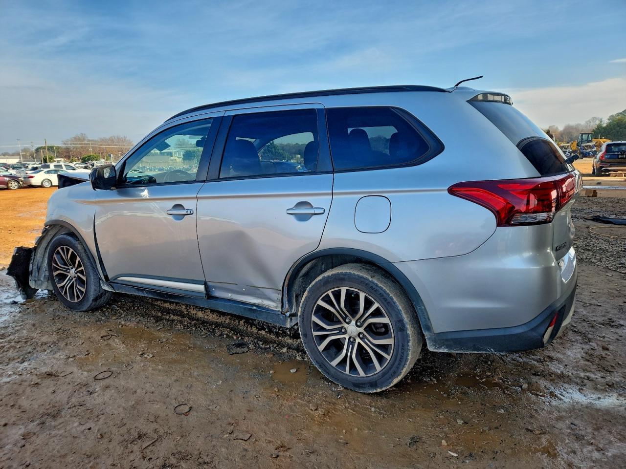 2016 MITSUBISHI outlander