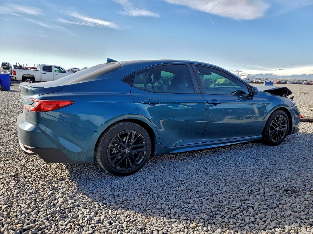 2025 TOYOTA CAMRY