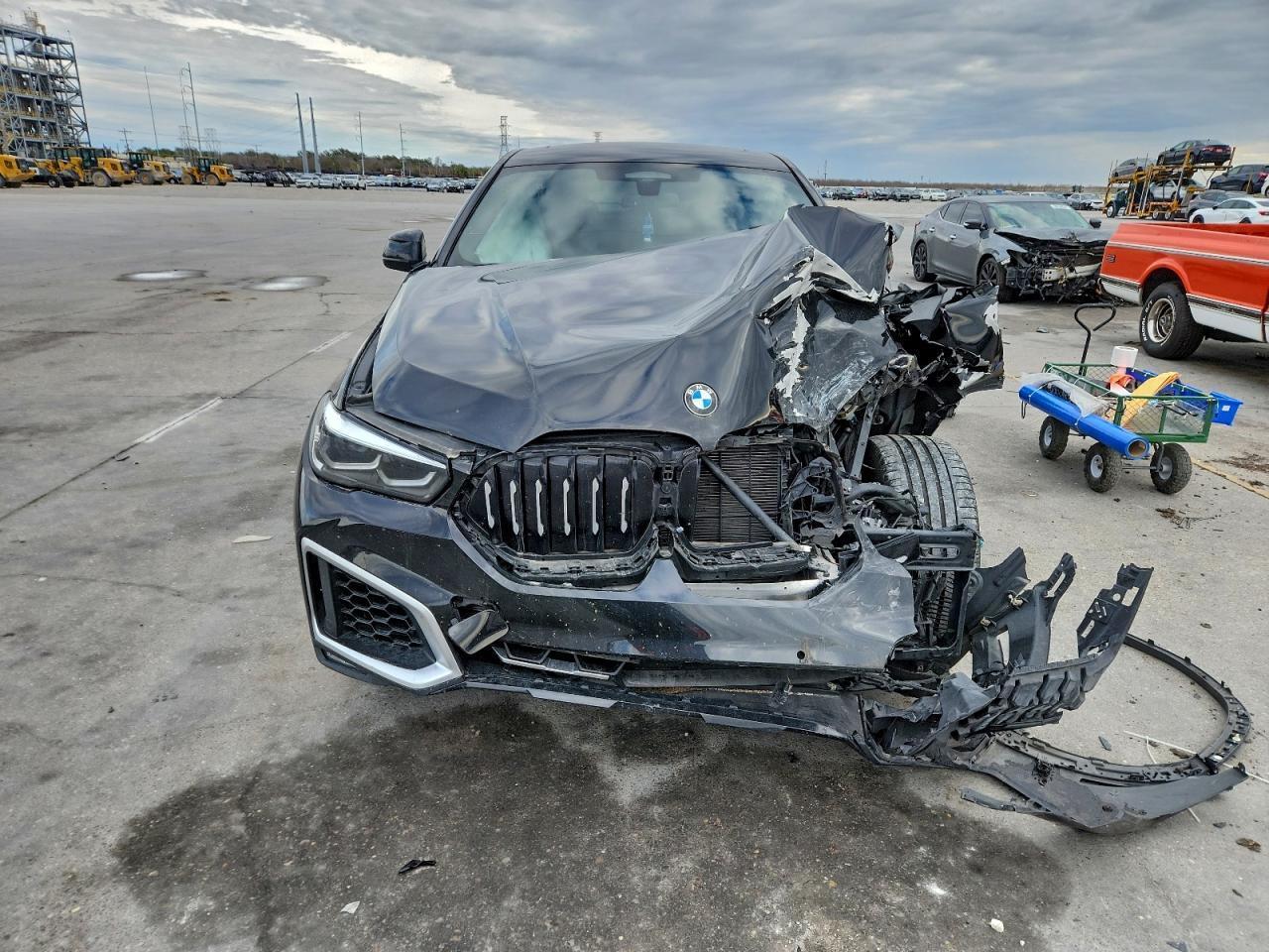 2021 BMW X6