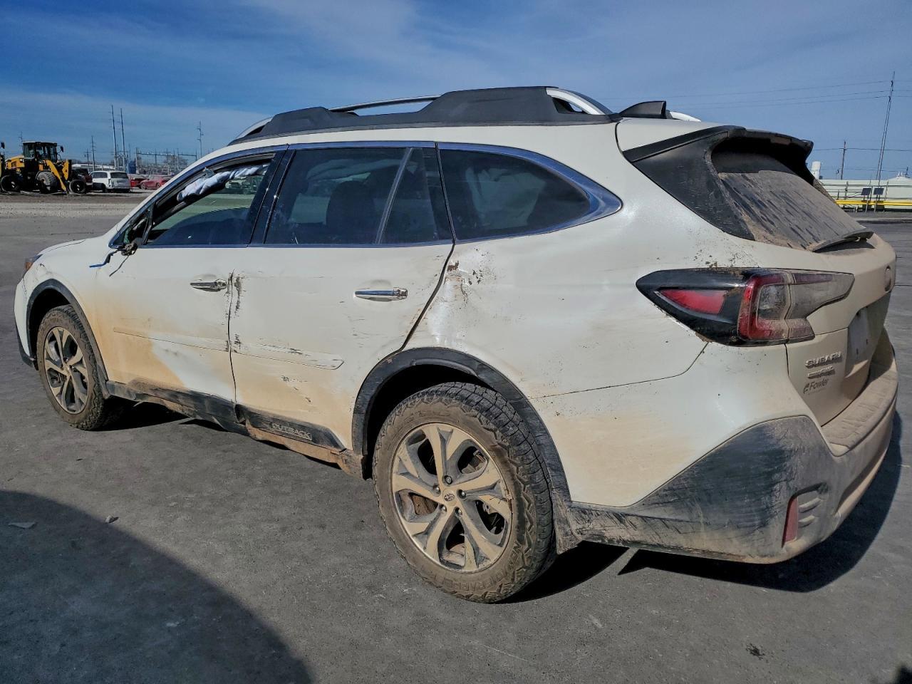 2020 SUBARU Outback
