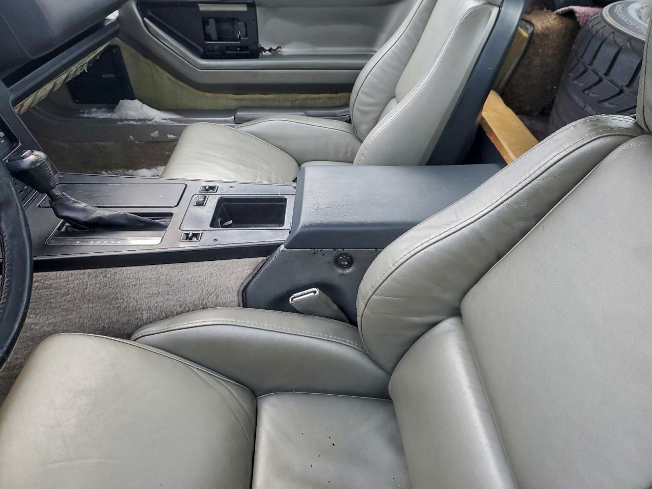 1984 CHEVROLET CORVETTE