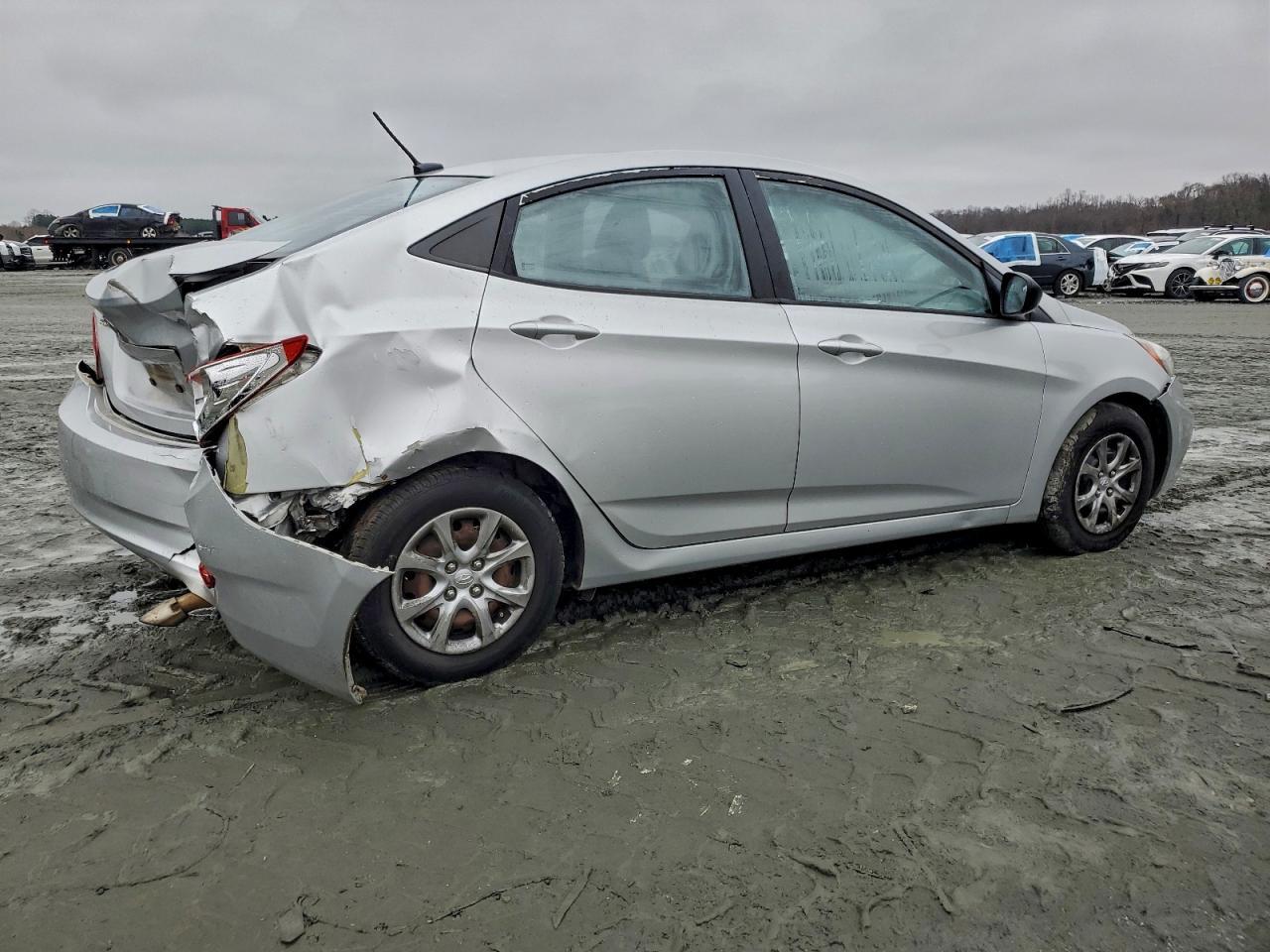 2013 HYUNDAI ACCENT