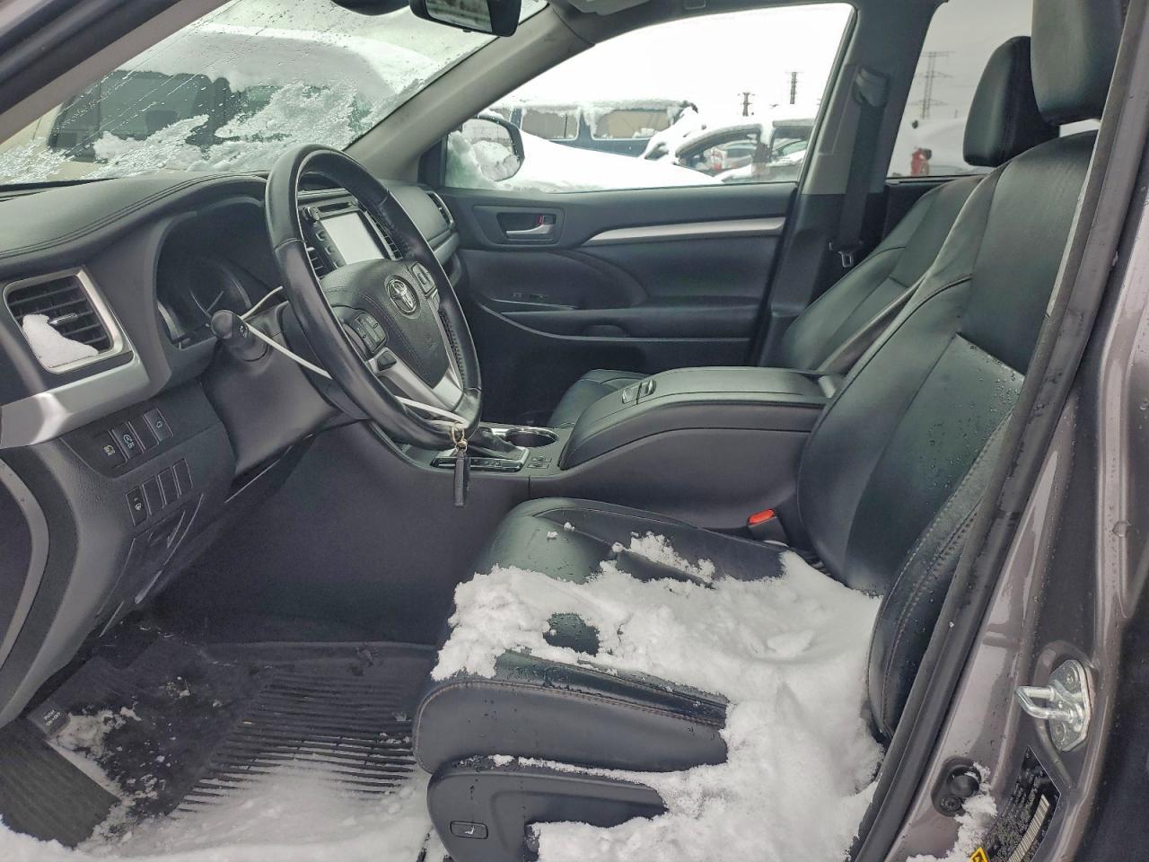 2017 TOYOTA HIGHLANDER