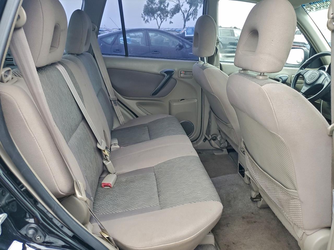 2001 TOYOTA RAV4