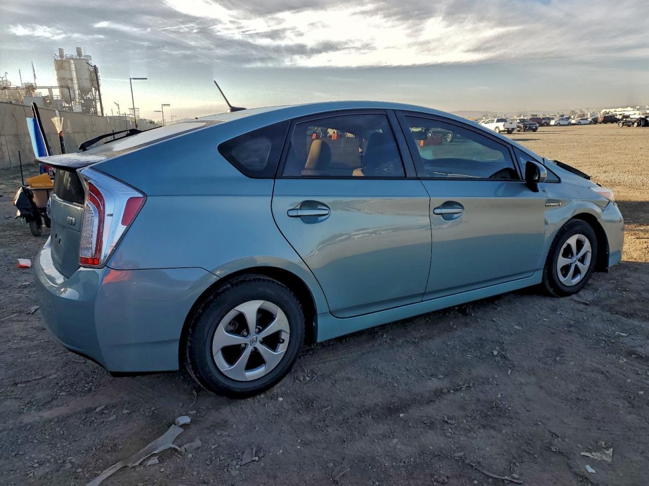 2013 TOYOTA PRIUS