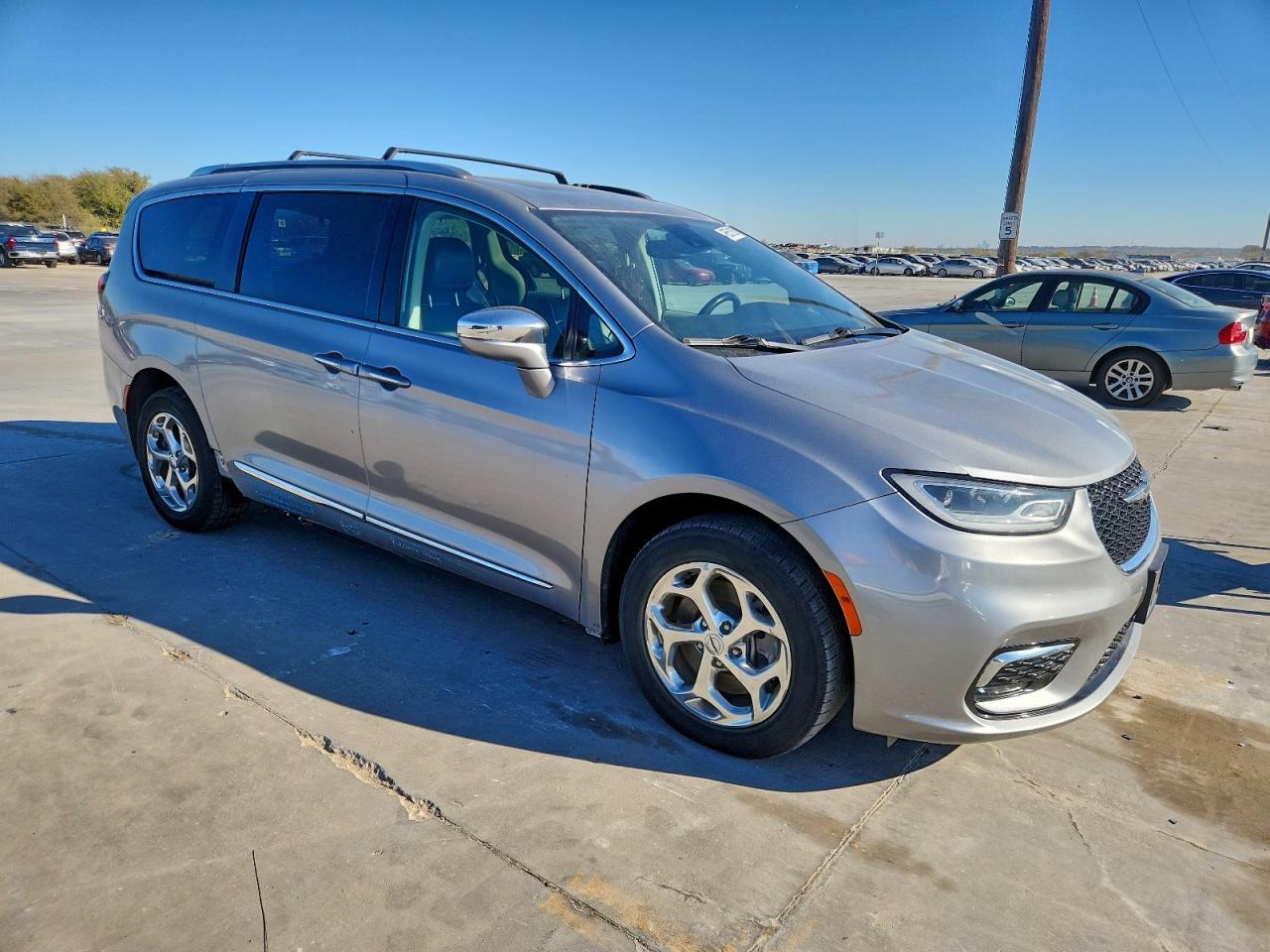 2021 CHRYSLER Pacifica