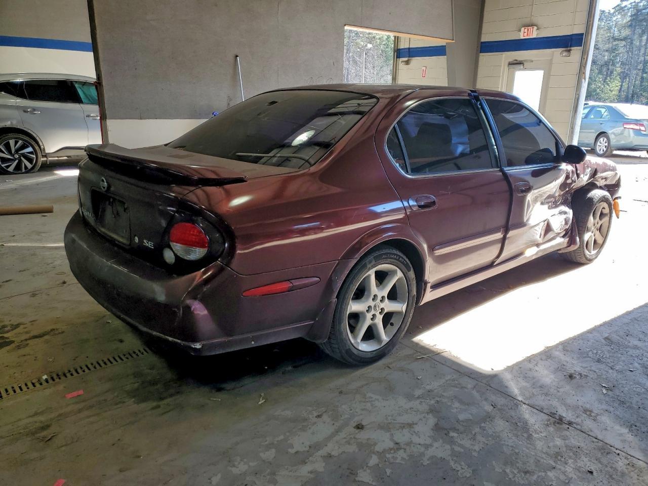 2003 NISSAN Maxima