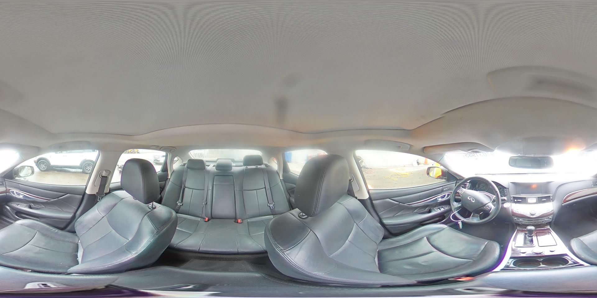 2016 INFINITI Q70