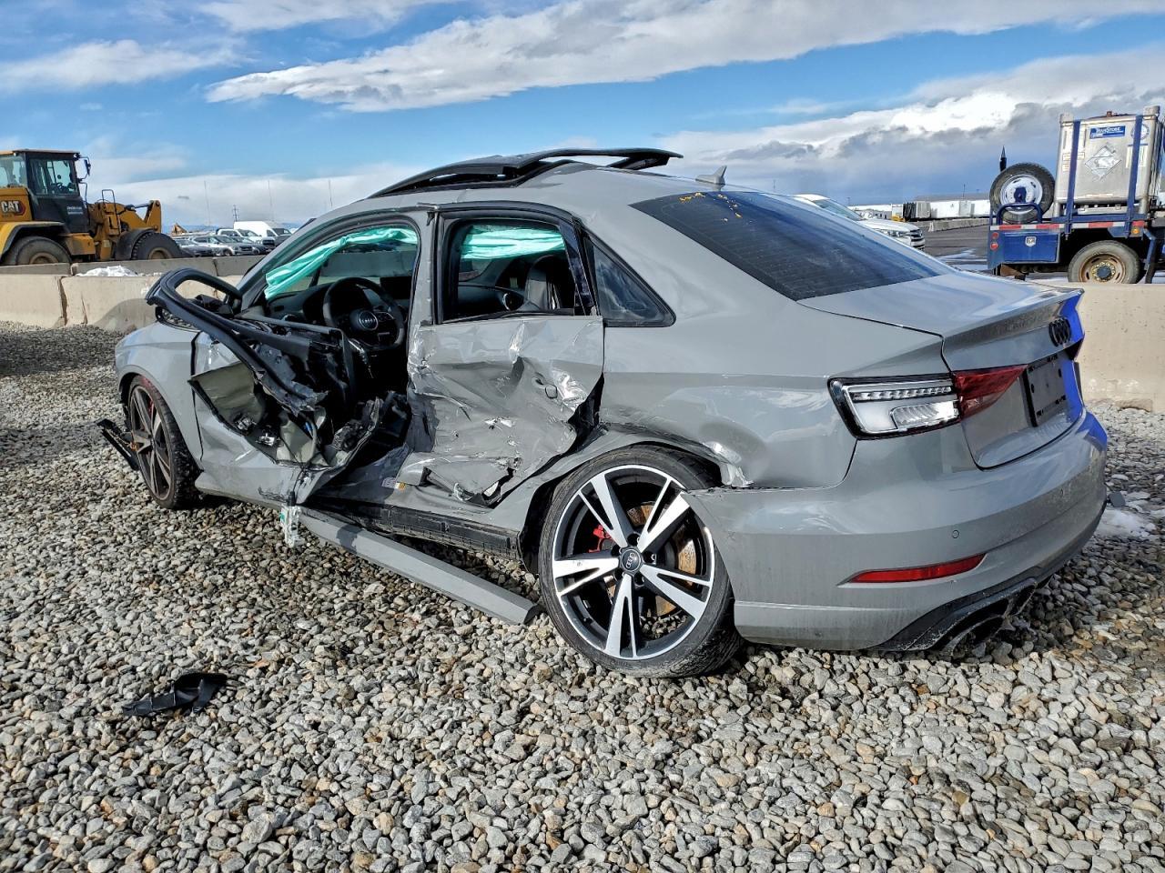 2018 AUDI RS3