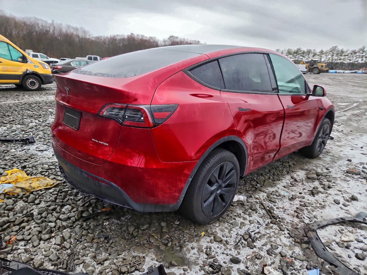 2024 TESLA MODEL Y