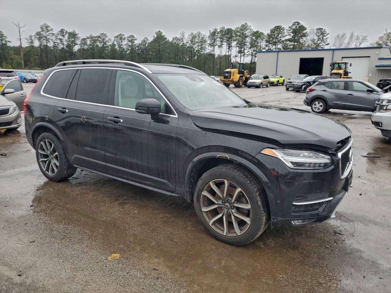 2019 VOLVO XC90