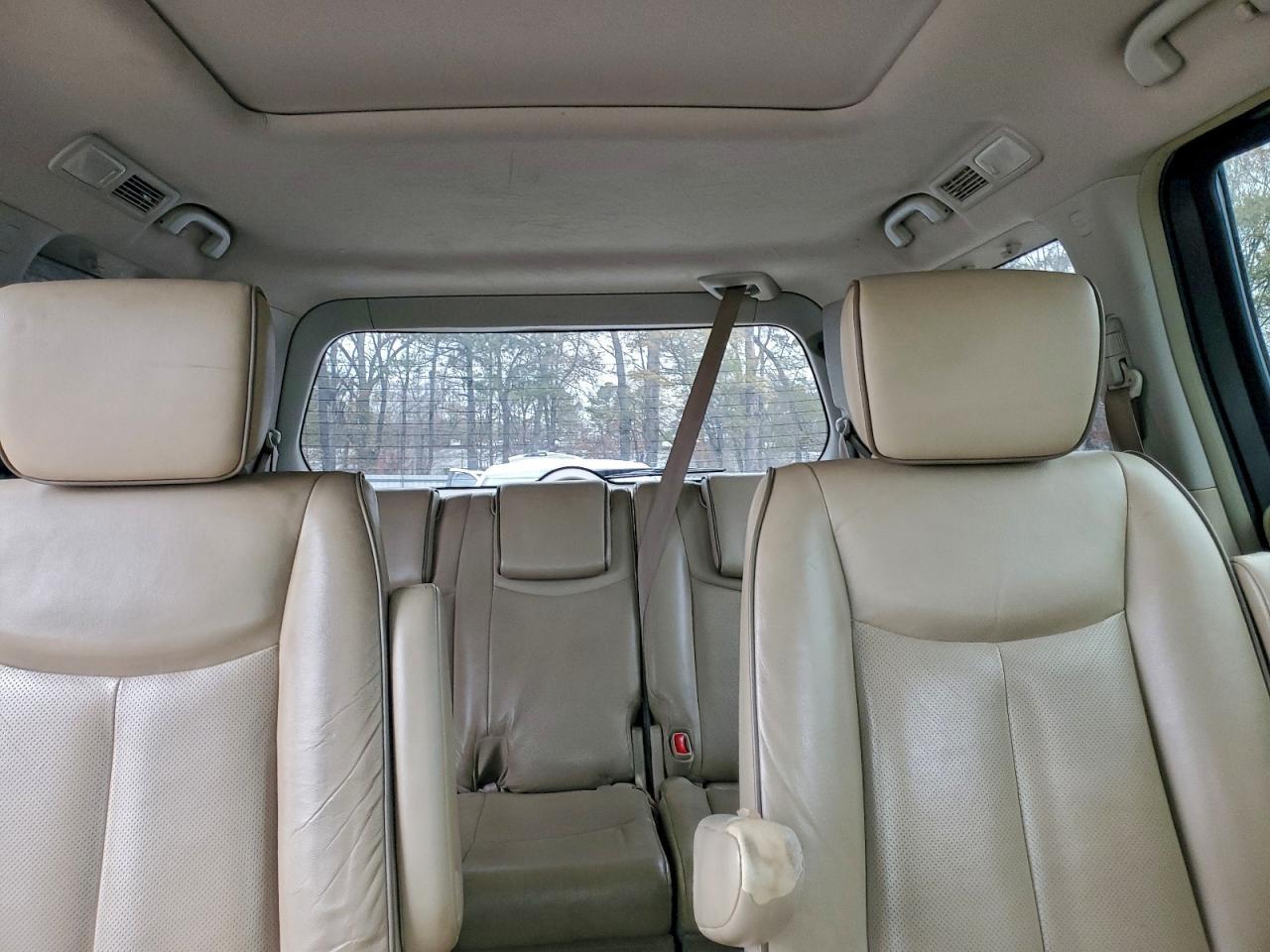 2012 NISSAN Quest