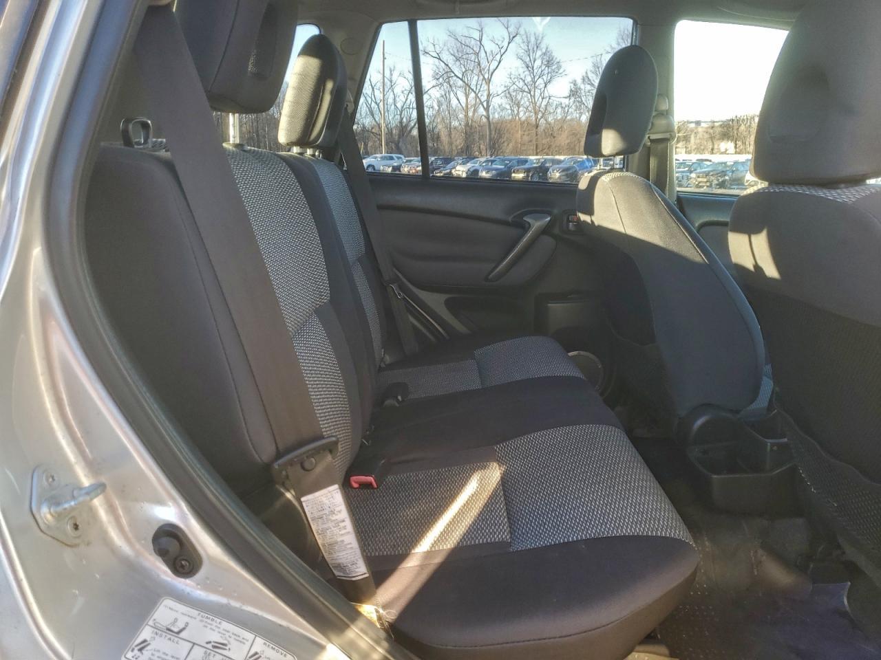 2005 TOYOTA RAV4