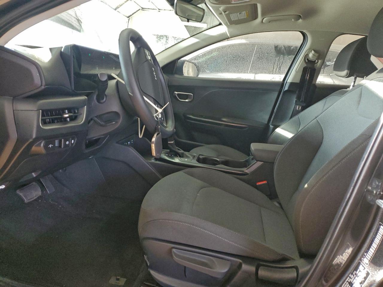 2025 KIA K4
