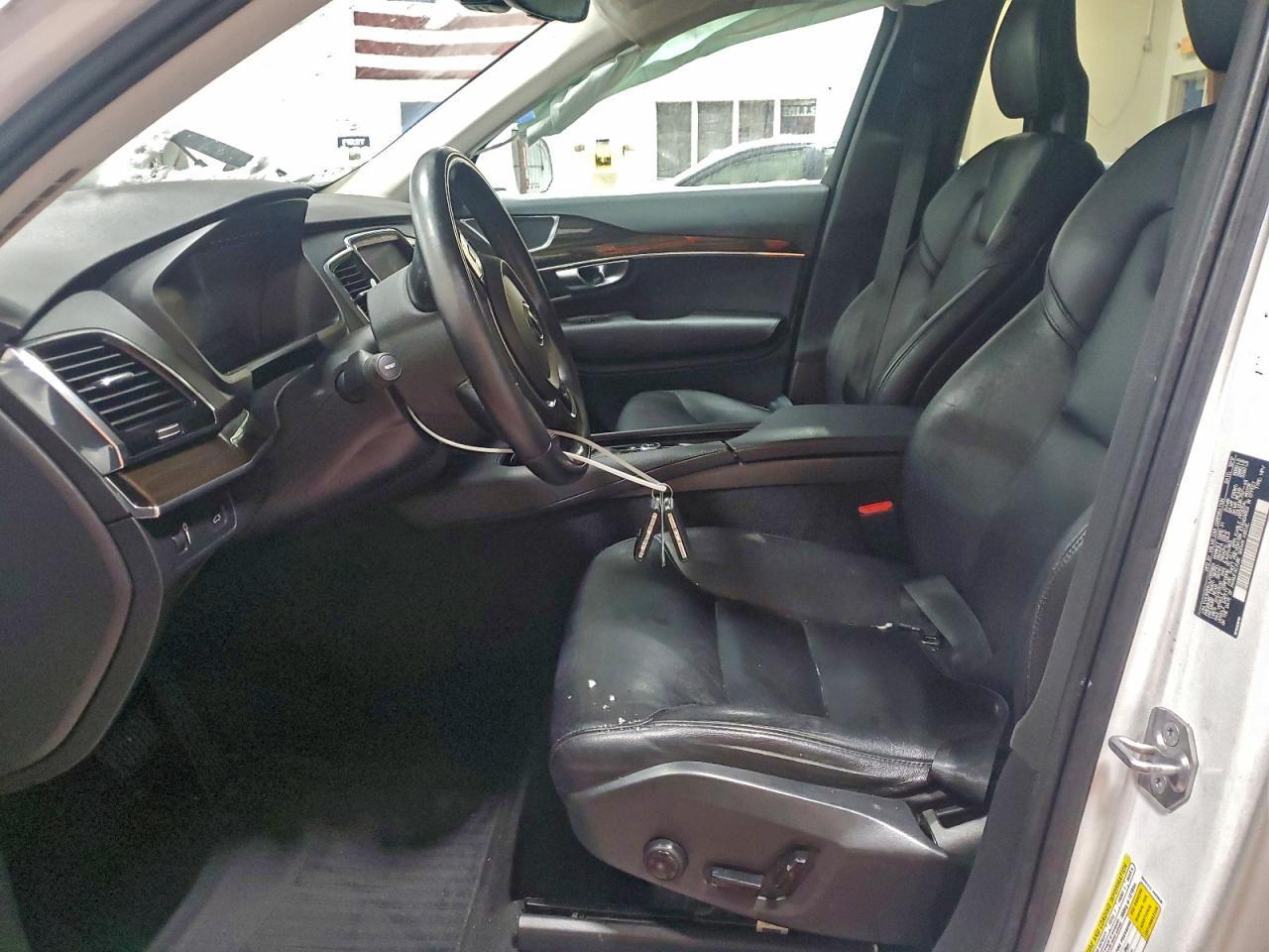 2018 VOLVO XC90