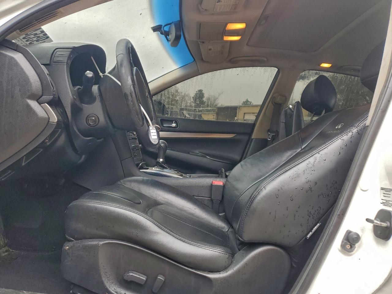 2013 INFINITI G37