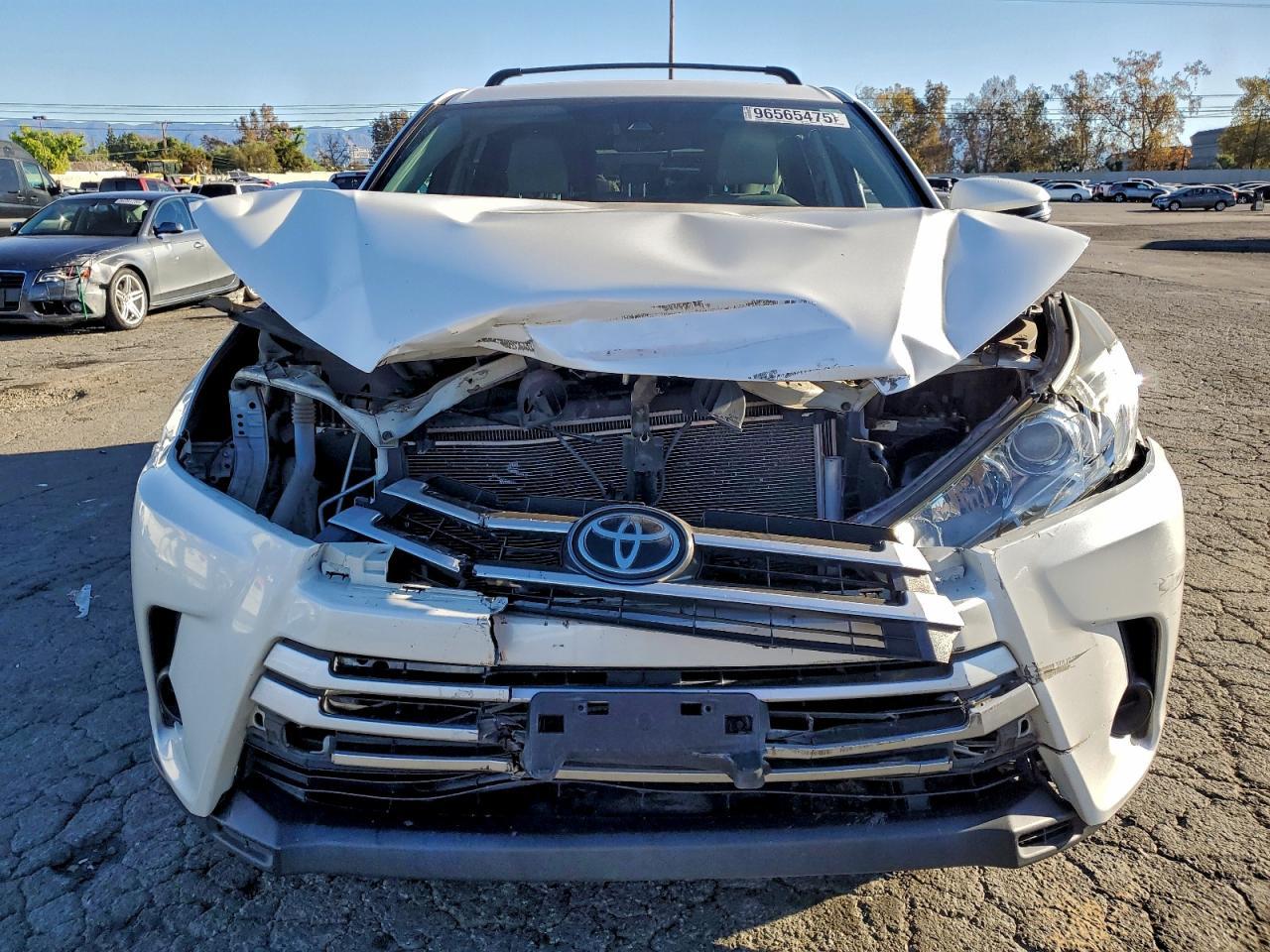 2019 TOYOTA HIGHLANDER