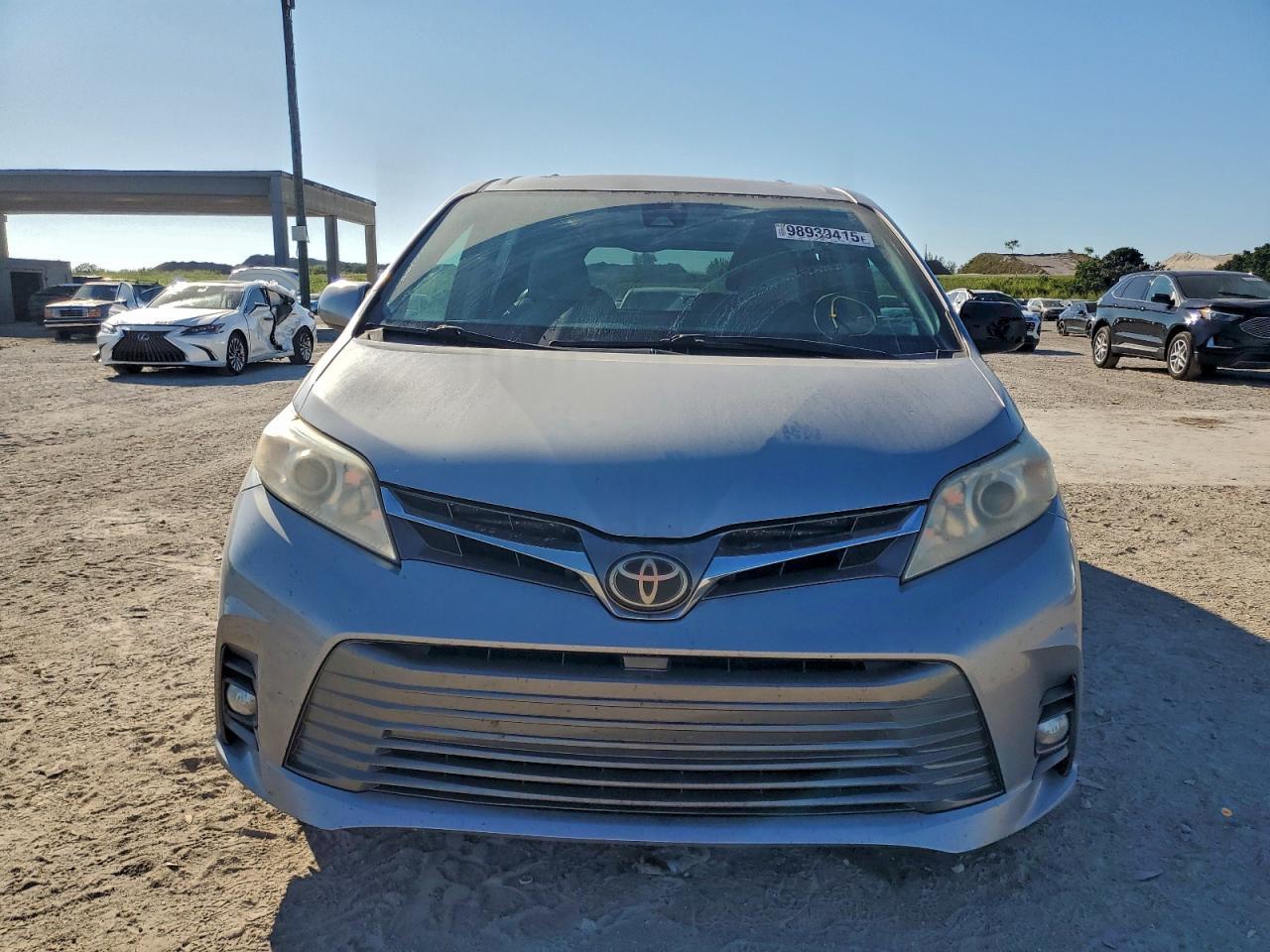 2018 TOYOTA SIENNA