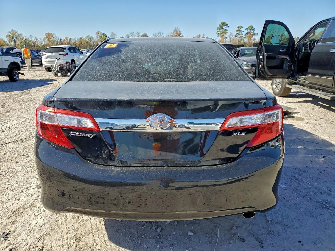 2012 TOYOTA CAMRY