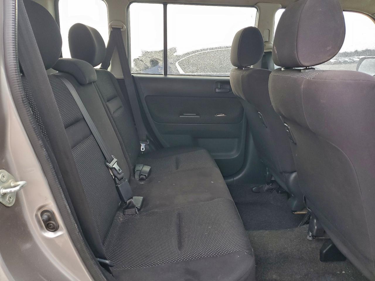 2005 TOYOTA SCION