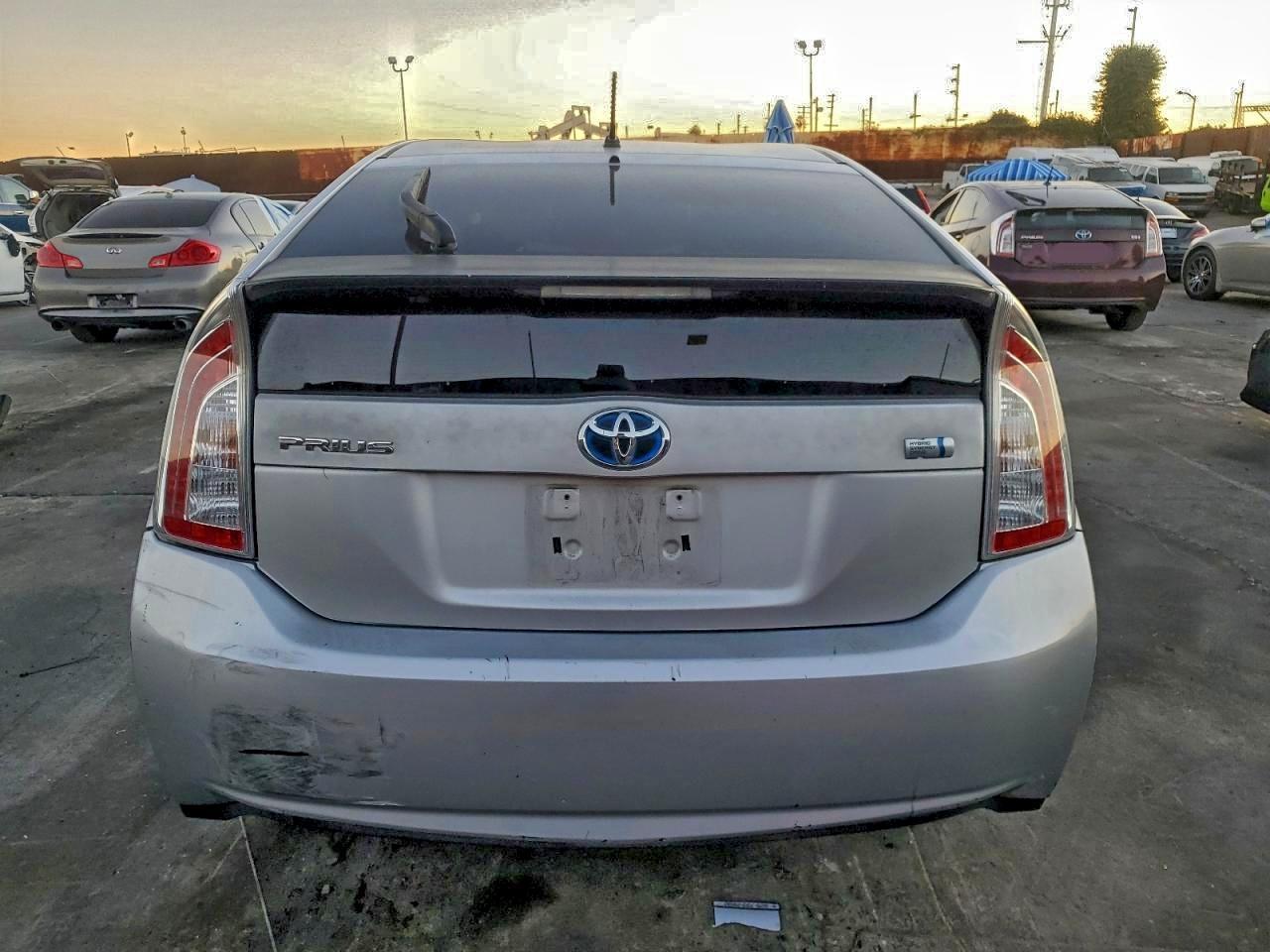 2012 TOYOTA PRIUS